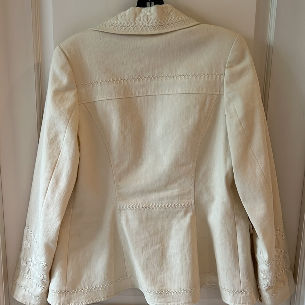 Embroidered jacket - Picture 2 of 5